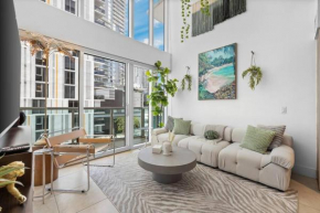 Stylish 3 bed/2 bath 2 story